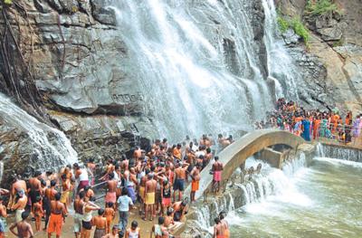 kutralam to kerala tourist places